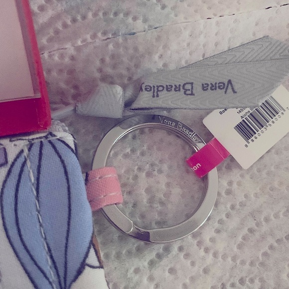 Vera Bradley ID Badge card case NEW with silver keyring can attach lanyard NWT - Picture 4 of 13